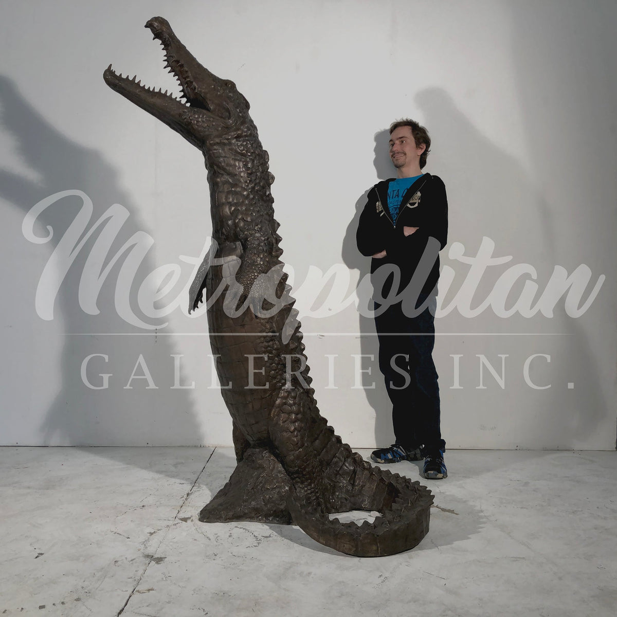 Standing Crocodile Fountain Bronze Statue