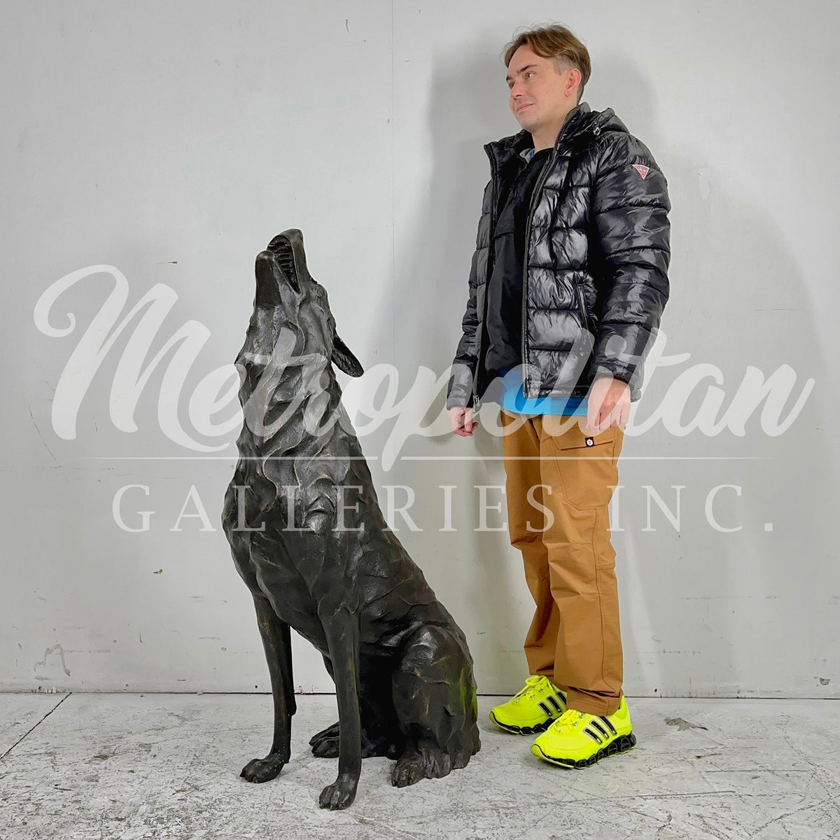 Sitting Wolf Howling Bronze Statue